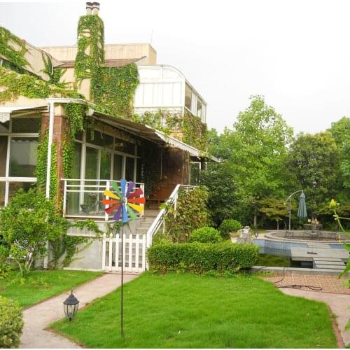 Creative Iron Wind Spinner Pinwheel Wind Windmill Rainbow Colors Toys for Park Decor Garden Outdoor Yard Art Whimsical Presents