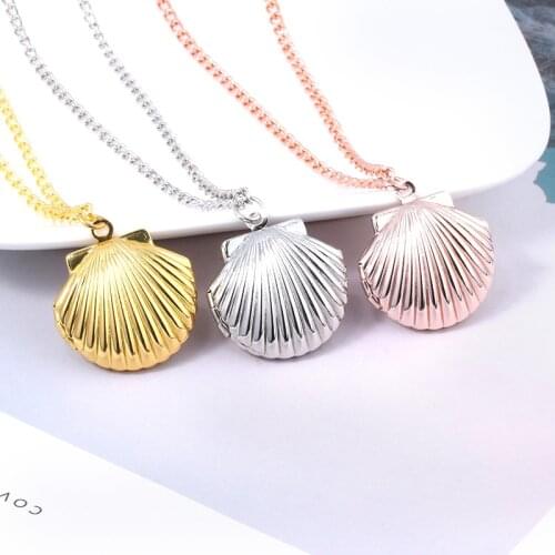 SG Fashion Jewelry 3 Color Creative Shell Necklaces Pendants Mermaid Shell Necklace For Women Girl Souvenir Gift