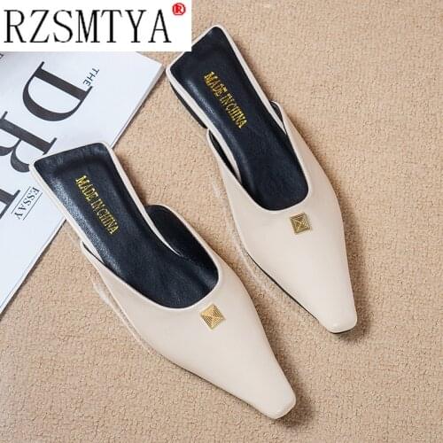 2021 Summer Women Slippers New All-match Baotou Half Drag Wear Slipper Fashion Metal Decoration Sandals