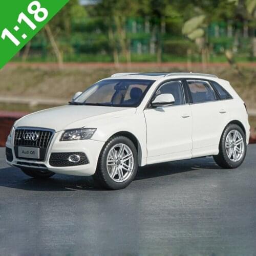 1:18 2011 2015 AUDI Q5 Alloy Model Car Static Metal Model Vehicles Original Box