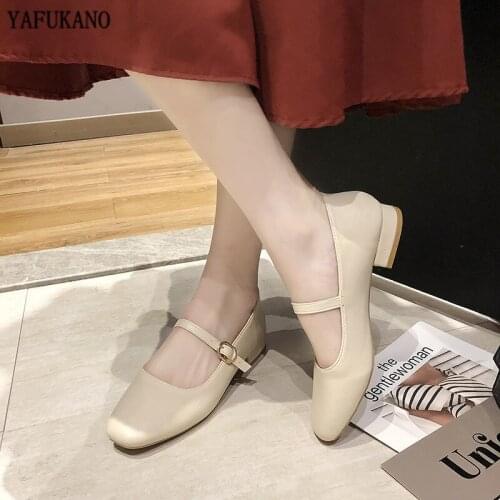 2020 New Square Toe Low Heel Ladies Pumps Retro Mary Jane Women Shoes Simple Fashion Dress Shoes Student Casual High Heels 2 Cm