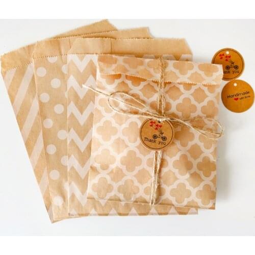20pcs Assorted Design Flat Kraft Party Paper Bags Zigzag Striped Dots Favor Bag for Wedding Candy Gift Party Holiday Supplies