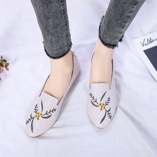 Womens Sequined Shiny Casual Shoes 2021 Spring New Large Size Womens White Shoes Flat Bottom Shoes Sports Shoes Womens Shoes