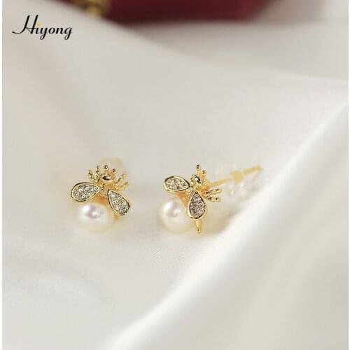 Fashion New Crystal Bee Insect Earrings Unusual Pearl Earrings for Women Korean Style Pearls Stud Earring Luxury Jewelry Gift