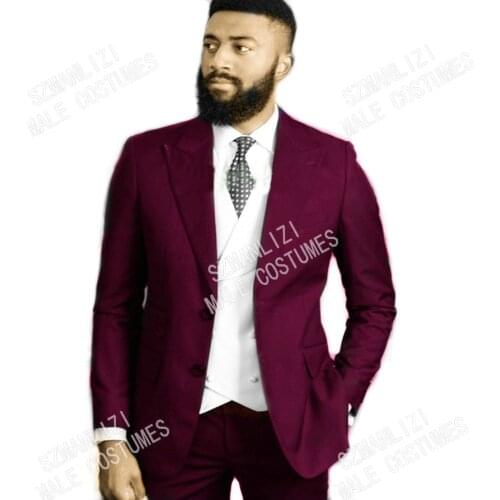 2021 Fashion Burgundy Two Buttons Groomsmen Peak Lapel Groom Tuxedos Men Suits Wedding/Prom Best Blazer ( Jacket+Pants+Vest)