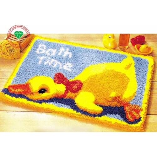 Handmade carpet Knitting needles Latch hook rug kits Cartoon Duck cross-stitch Carpet embroidery sets embroidery stitch thread