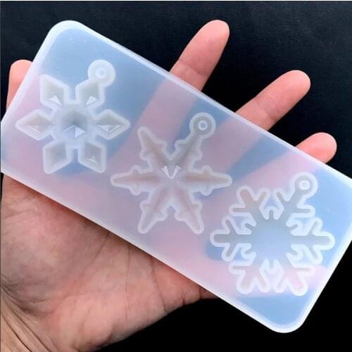 Christmas Snowflake Ornament Silicone Mold Soft Clear Mould for UV Resin Craft Winter Embellishment DIY Pendants Jewelry Making