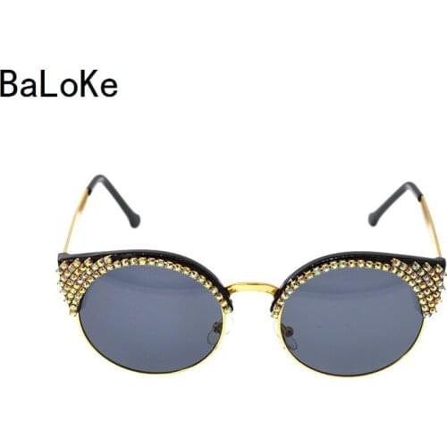 Baroque Steampunk Sunglasses Black Frame Metal Flowers Round Sun Glasses Woman Party Outdoor Casual Decoration