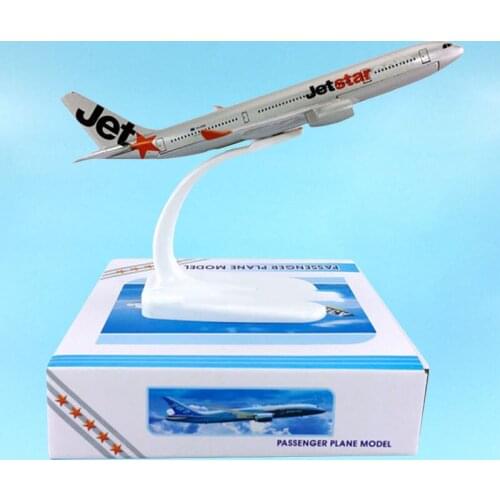 16CM 1:400 Scale Airbus A330-200 JETSTAR Airline with Base Alloy Aircraft Plane Airliner Display Model Toys Collection Souvenirs
