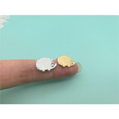Small underground animal hedgehog family cute pet small hedgehog charm pendant bracelet for children birthday gift jewelry
