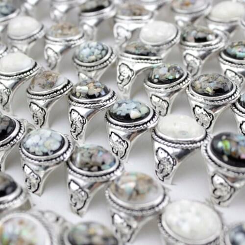 New Fashion Boho Vintage Natural Shell Cute Big Rings For Women / Men Punk Wedding Rings Gothic Jewelry Female Retro Party Ring