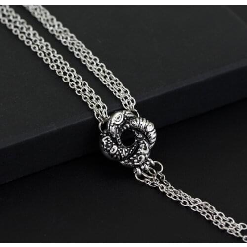 Movie 007 Algerian Loveknot Necklace Vesper Lynd Casino Royale Bond Girl Love Knot Necklace Vintage Silver Plated Women Jewelry