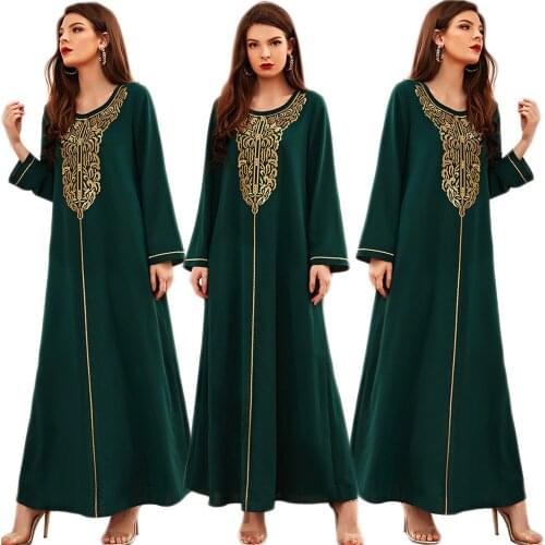 Plus Size Muslim Women Long Dress Embroidery Dubai Kaftan Arabic Middle East Abaya O-neck Islamic Clothing Ethnic Maxi Robe New