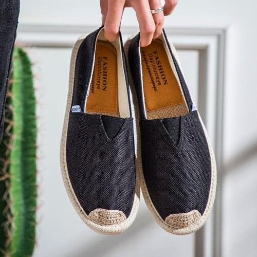 Fashion Lok Fu Shoes Mens Casual Linen Shoes Mens Shoes Light and Soft Comfortable Fisherman Shoes Mens Fashion Sports Shoes