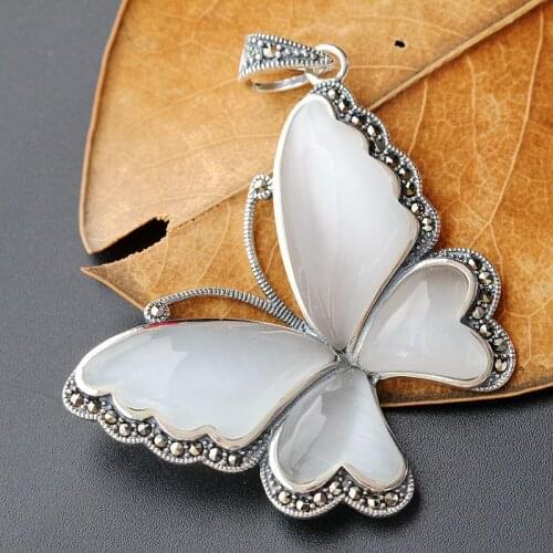 Silver Hand-decorated White Cats Eye Retro Thai Silver Butterfly Pendant S925 Sterling Silver Pendant Fashion Female Women
