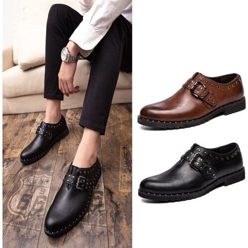 Zapatos De Hombre Genuine Leather Rivet Formal Men Loafers Soft Comfy Flat Driving Shoes Fashion Sneakers Slip On Shoes Footwear