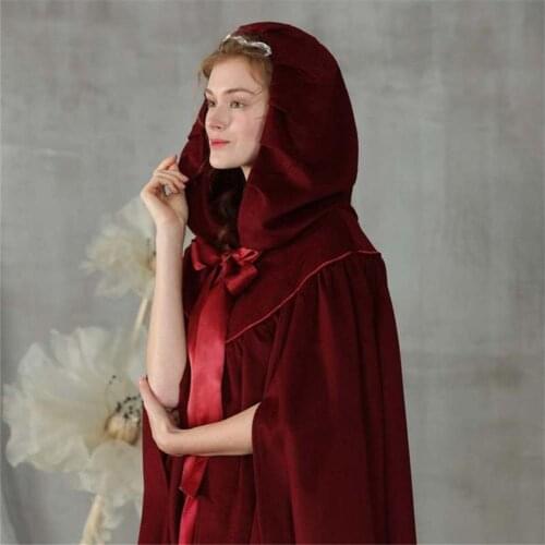 Burgundy Wedding Jacket Wraps Fsahionable Warm Winter Velvet Hood Capes Halloween Costumes For Women Men Cosplay Bridal Cloaks