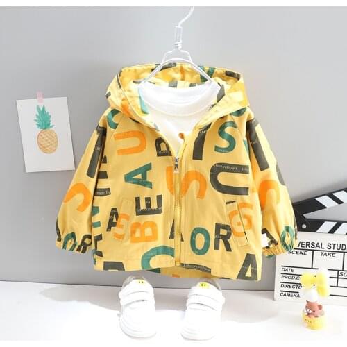 Baby Boys Outdoor Jackets 1-5 years Cartoon Print Letter Spring and Autumn Jacket Hooded Boys Trench 2021