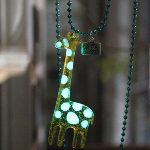 NEW Giraffes Glowing in the DARK Luminous giraffe Pendants & Necklaces Children Gift for girls women boys