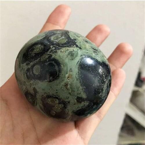 Wholesale natural healing quartz hand polished kambaba jasper crystal palms for decoration