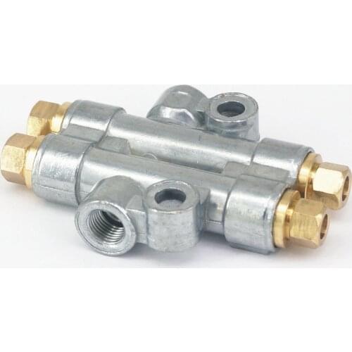 In M8x1 Out M10x1 2 Ways Aluminum/Brass Lube Oil Piston Distributor Value Manifold Block for Centralized Lubrication System