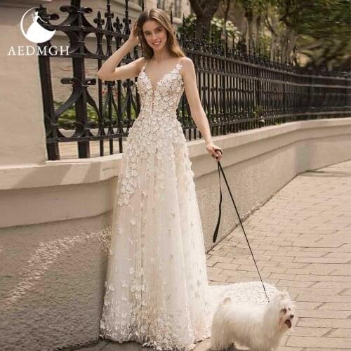 Aedmgh A-Line Beach Wedding Dresses 2021 V-Neck Spaghetti Straps Sleeve Chapel Train Vestido De Novia 3D Flowers Robe De Mariee