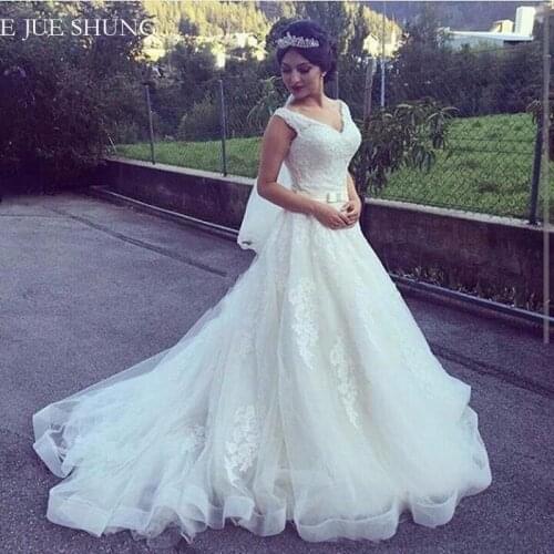 E JUE SHUNG Vintage Lace Appliques Wedding Dresses V-neck lace up back Wedding Gowns Bride Dress robe mariage
