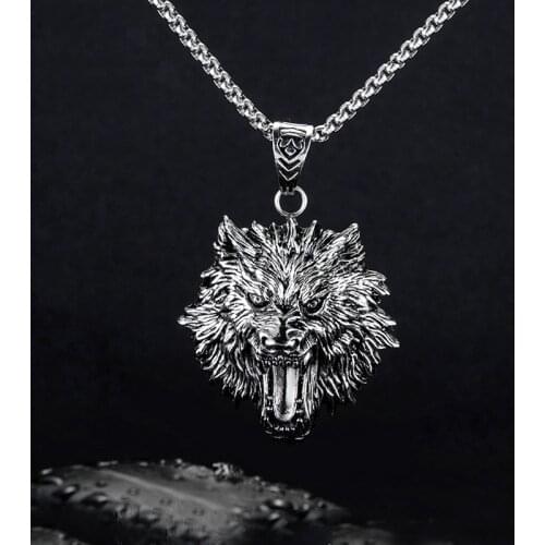 Vintage Viking Wolf Head Pendant Necklace Fashion Stainless Steel Wolf Head Pendant Punk Mens Accessories Jewelry Wholesale