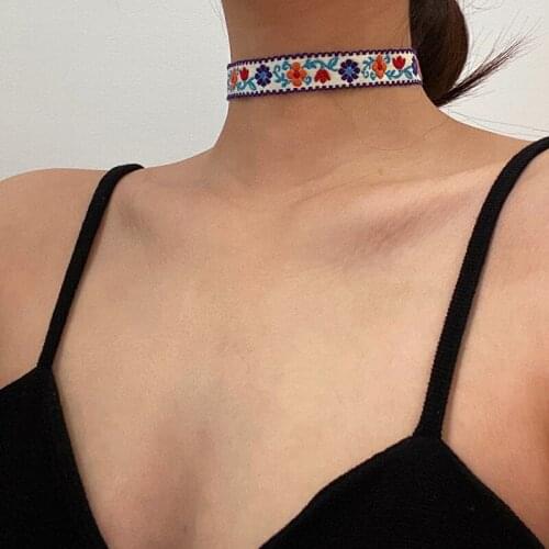 Vogallery Good Quality Flower Chokers Necklaces Women Fashion Summer Short Necklace Embroidery Handmade Jewelry Chocker