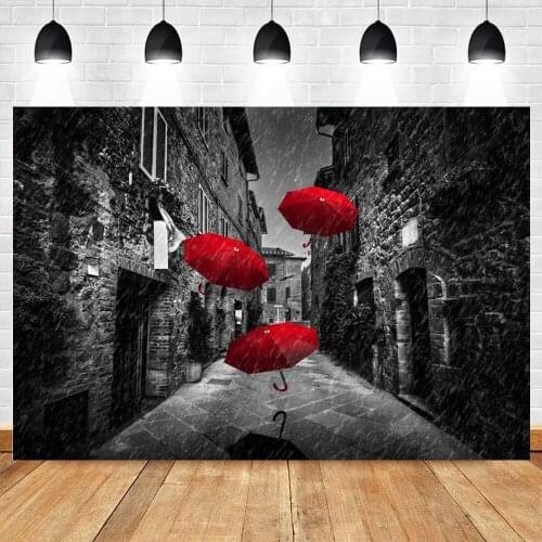 Yeele Vintage Dark Black Street Red Umbrella Rain Photography Backdrops Personalized Photographic Backgrounds For Photo Studio