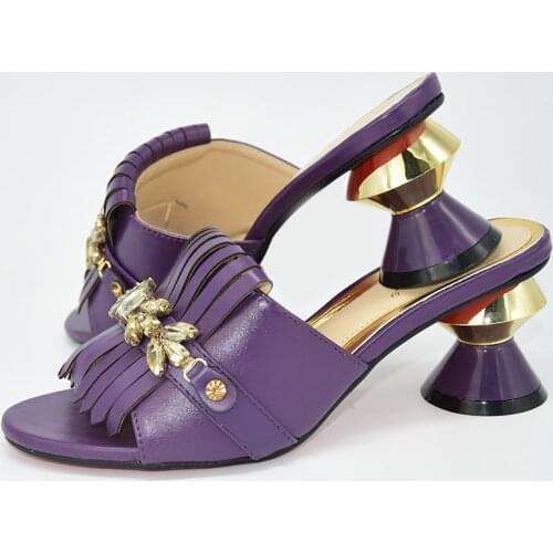 New Fashion Womens Shoes of Good Quality In The Factory Cheap Summer Womens Shoes Decorated with Rhinestone Elegant Lady Pumps