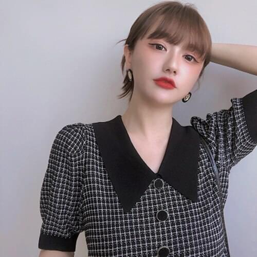 Knitted T-Shirt Women Summer 2020 Korean Style Vintage Buttons Turn Down Collar Puff Sleeve Black Shirt Tops Knitwear T488