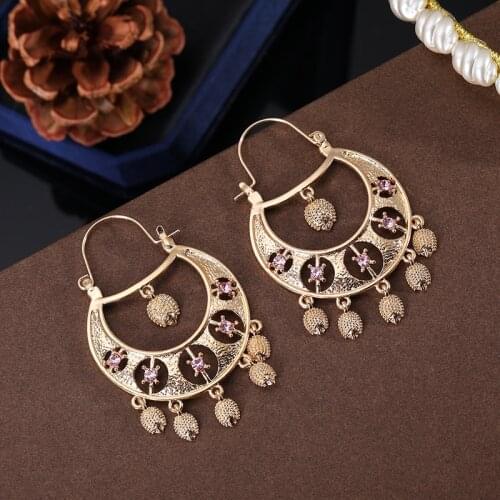 Fashion Golden Drop Earrings for Women Fashion Hedgehog Shape Banquet Jewelry French Hook Dangle Earring Drop Gifts