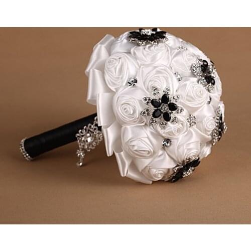 2015 "HANDMADE" Wedding Bouquet Black and White Crytal SILK bride Flowers Bridal Brooch Pearls Posy Home Decor B016
