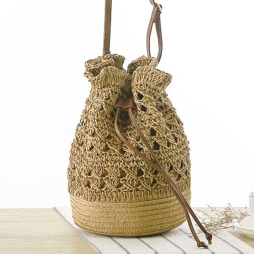 New crocheted woven bag Korean fashion straw bag small capacity womens beach backpack shoulder bag