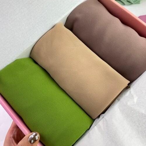 Luxury Hijab Gift Box Chiffon Scarf Women Fashion Plain Hijab Wrap Solid Color Shawls Headband Muslim Femme Foulard