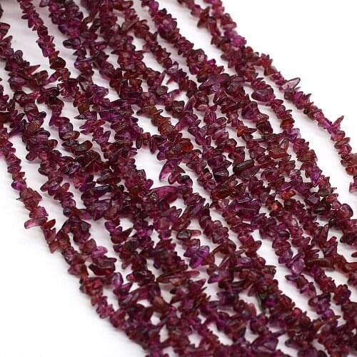 Natural Strawberry Quartzs Beads Irregular Freeform Chip Gravel Beads for Making Jewelry Necklace Size 3x5-4x6mm Length 40cm