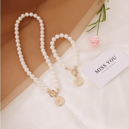 Necklace Coin Clavicle Chain Holiday Gift Pearl Temperament Fashion All-Match New Simple Round Design Sense Ladies Accessories