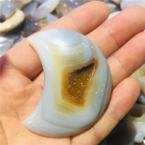 Natural Agate moon CRYSTAL Crescent Half Moon agate geode Carved CRYSTAL Sculpture stones Reiki GIFT