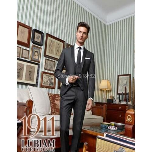 2017 Fashion Shawl Lapel Groom Dress Blazers Men Suits Wedding Formal Suit Groomsmen Slim Fit Tuxedo Style Jacket+pants+vest+Tie