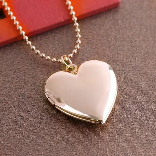 1Pc Heart Shaped Friend Photo Picture Frame Locket Pendant for Necklace Romantic Fashion Jewelry Chain Valentines Day Nice Gift