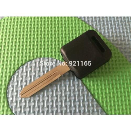 10Pcs/Lot Of New Replacement Key Case For Nissan Transponder Shell Blank No Chip Inside With Uncut Blade No Logo Car Accessories