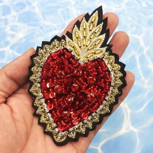 DIY 3D Flower Rhinestone Beaded Patches for Clothes Sew on Sequins Fire love Heart Applique Embroidered Parches bordados para