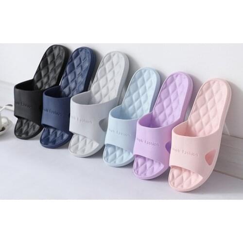 2021 Bathroom Shower Slippers For Men Summer Soft Sole High Quality Beach Casual Shoes Male Indoor Home House Pool Slipper