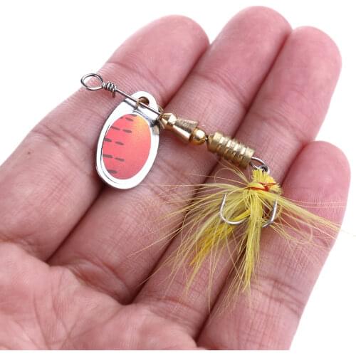 6CM-3.6G Artificial bait Spoon Lure Metal Spinner Fishing Lures Pesca Fishing Tackle Spinner Bait 8# feather Hook