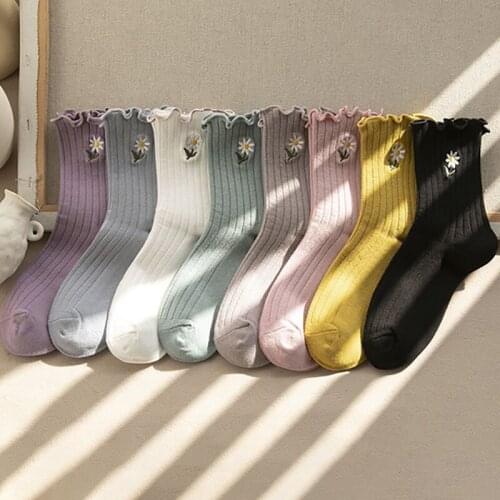 Q Personality Street Cotton Sock Women Summer Womens Tube Socks Embroidery Flower Fungus-side Pile Socks Ertical Stripes Style