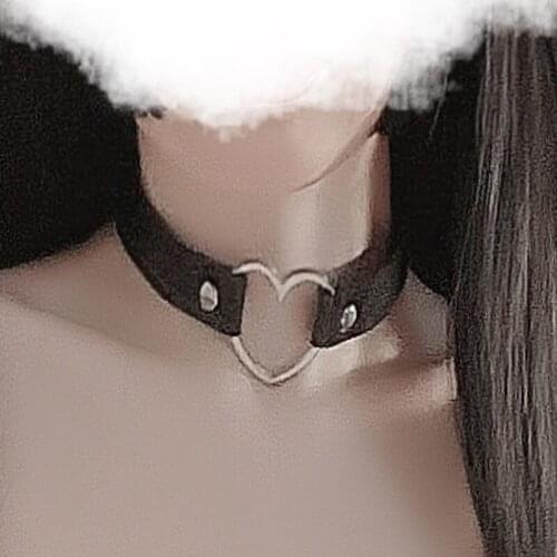 Punk Harajuku Collar PU Leather Choker Heart Pendant Vintage Gothic Metal Necklace Uniform Temptation Cosplay Erotic Accessories