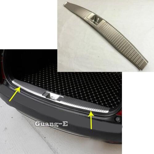 High Quality Car Inside Rear Bumper Trim Stainless Steel Scuff Sill Trunk Plate Pedal 1pcs For Honda HRV HR-V Vezel 2019 2020