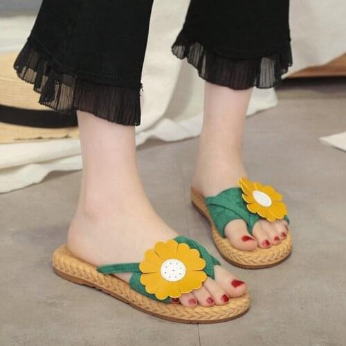 Women Slippers New Leather Flip Flops Footwear Flat Sandals Women Casual Comfortable Slip-On Beach Shoes Summer Outdoor Slipper