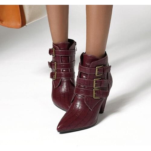 2019 Europe and America thick high-heeled pointy fashion womens boots side zipper winter Plush inside short boots foreign trade